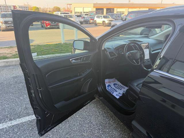 Certified 2022 Ford Edge SEL w/ Convenience Package image 10