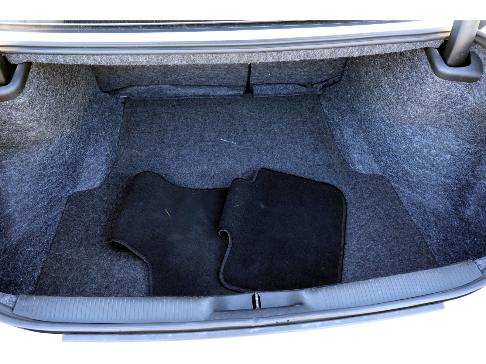 Used 2023 Dodge Charger SXT RWD image 16