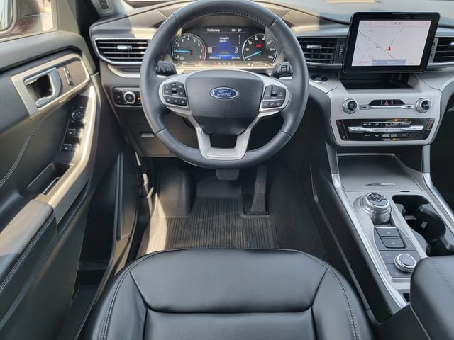 Certified 2023 Ford Explorer XLT w/ Equipment Group 202A AWD/4WD image 32