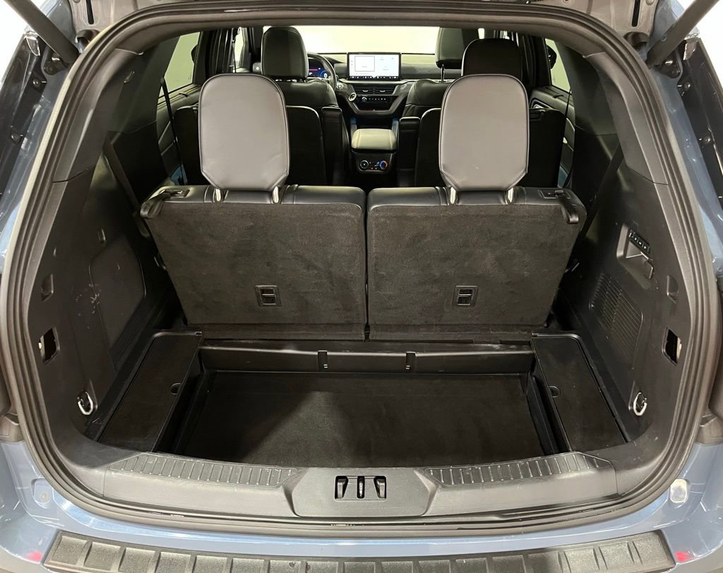 Certified 2025 Ford Explorer ST image 13