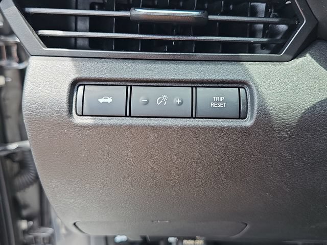 Used 2023 Nissan Altima 2.5 SV FWD image 31