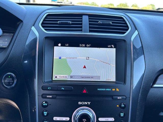 Certified 2019 Ford Explorer Limited w/ Class III Trailer Tow Package image 17