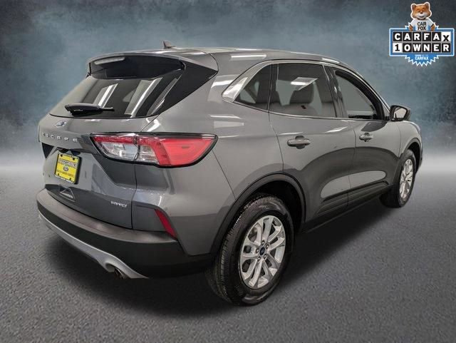 Certified 2022 Ford Escape SE image 2