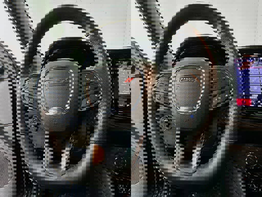 Used 2025 Dodge Durango R/T image 16