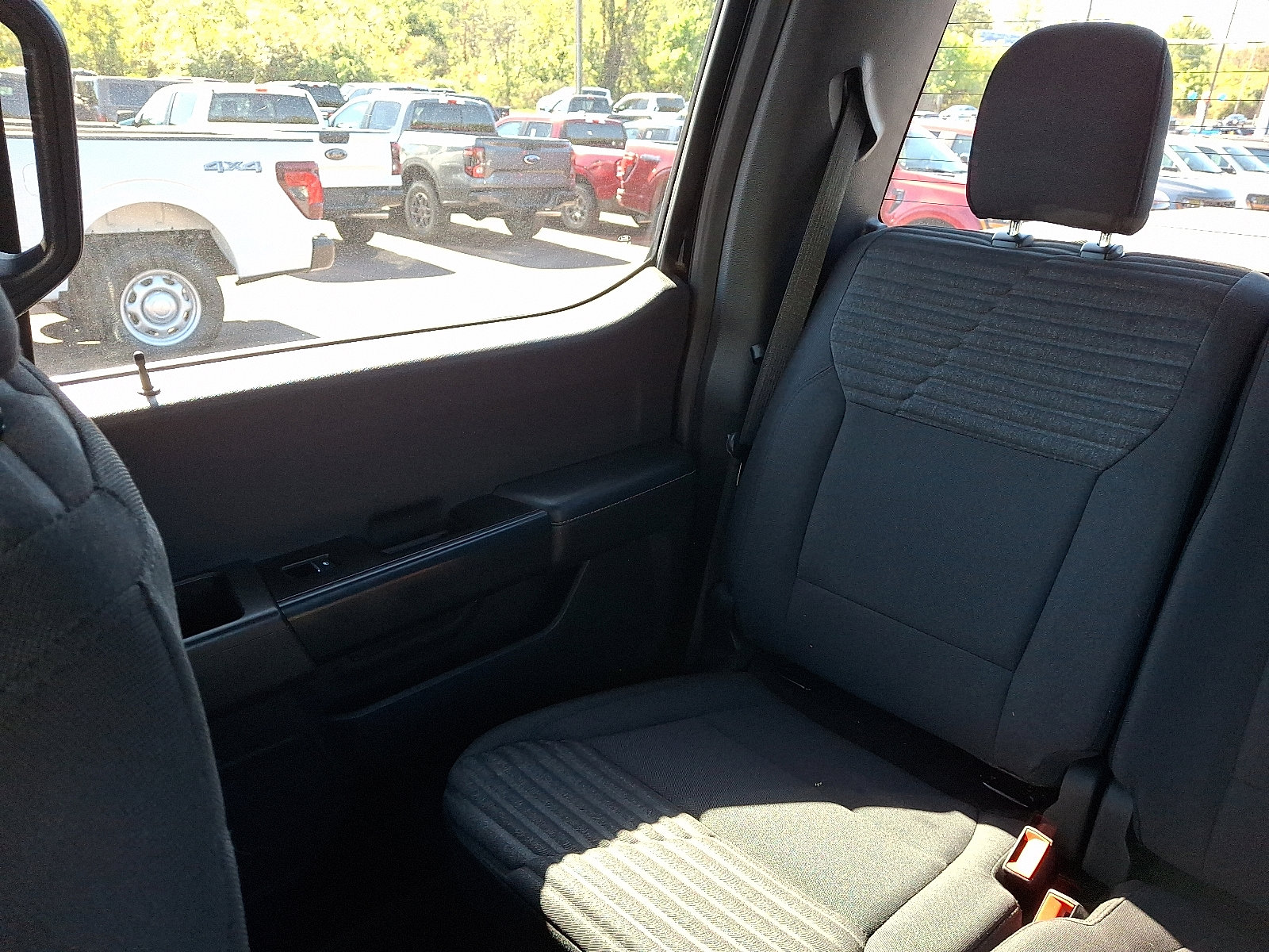 Certified 2022 Ford F150 XL w/ STX Appearance Package image 18