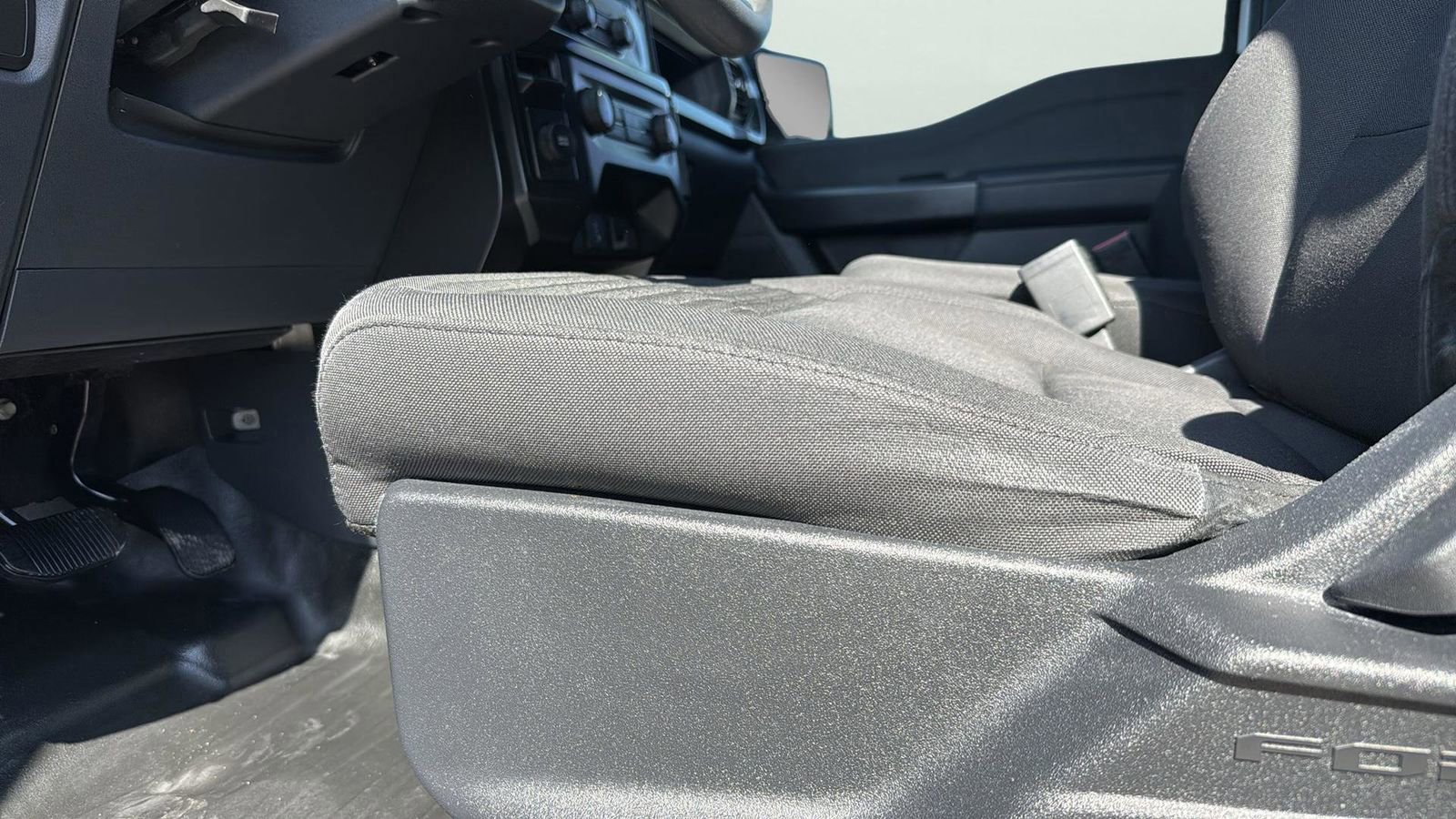 Certified 2022 Ford F150 XL w/ STX Appearance Package image 7