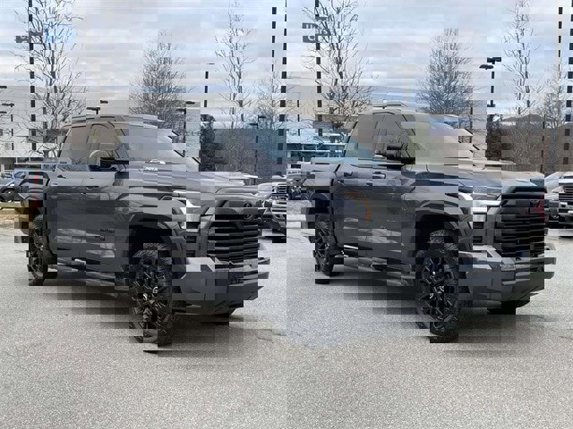 Used 2024 Toyota Tundra Limited image 7