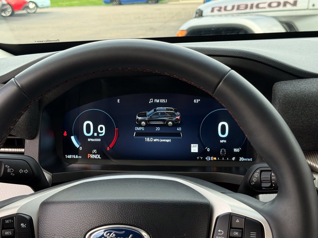 Certified 2025 Ford Explorer Active AWD/4WD image 8