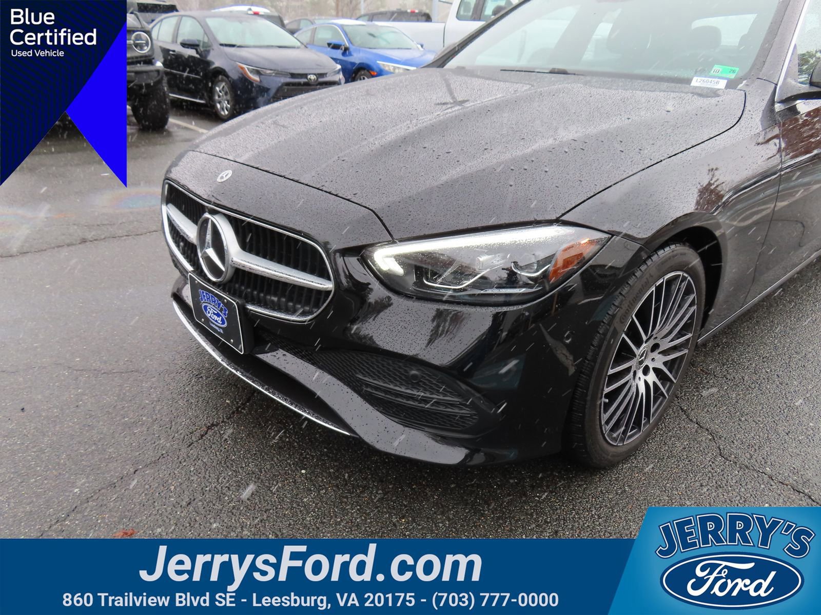 Used 2025 Mercedes-Benz C 300 4MATIC Sedan image 2