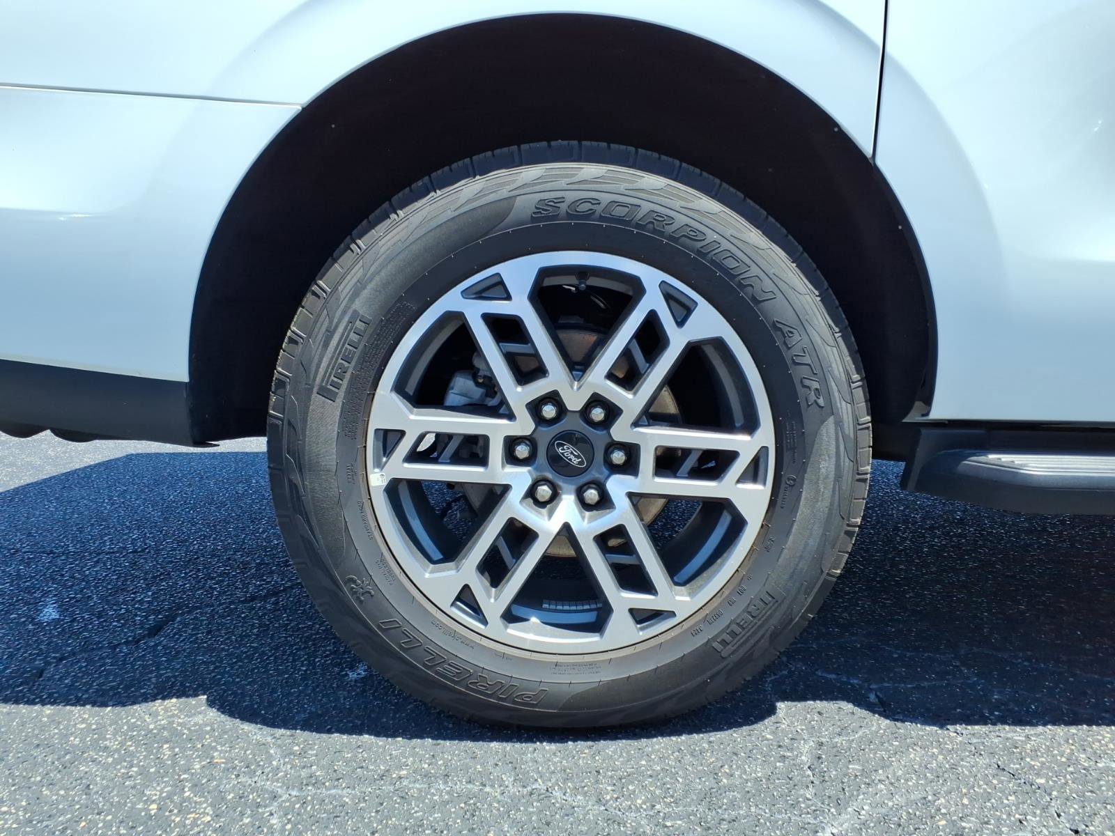 Certified 2025 Ford Expedition Max Active AWD/4WD image 10