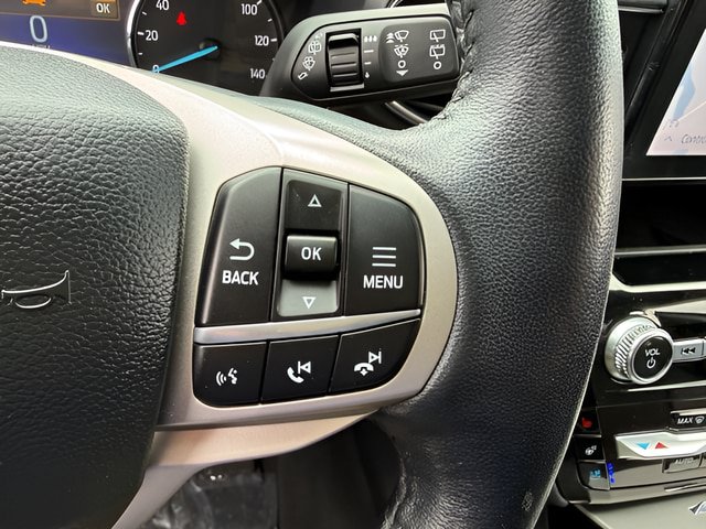 Certified 2022 Ford Explorer Limited w/ Equipment Group 301A AWD/4WD image 18