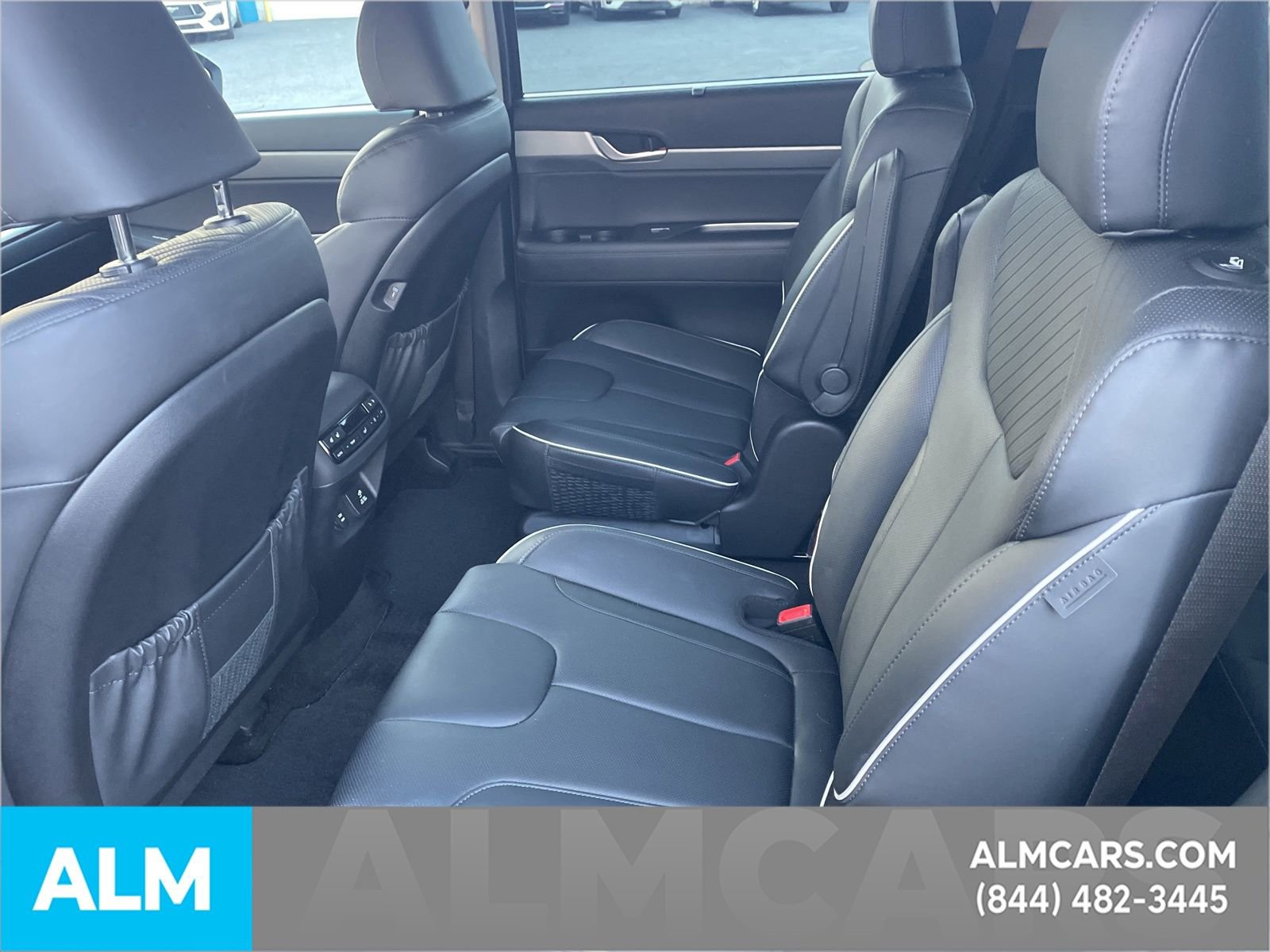 Used 2025 Hyundai Palisade SEL image 12