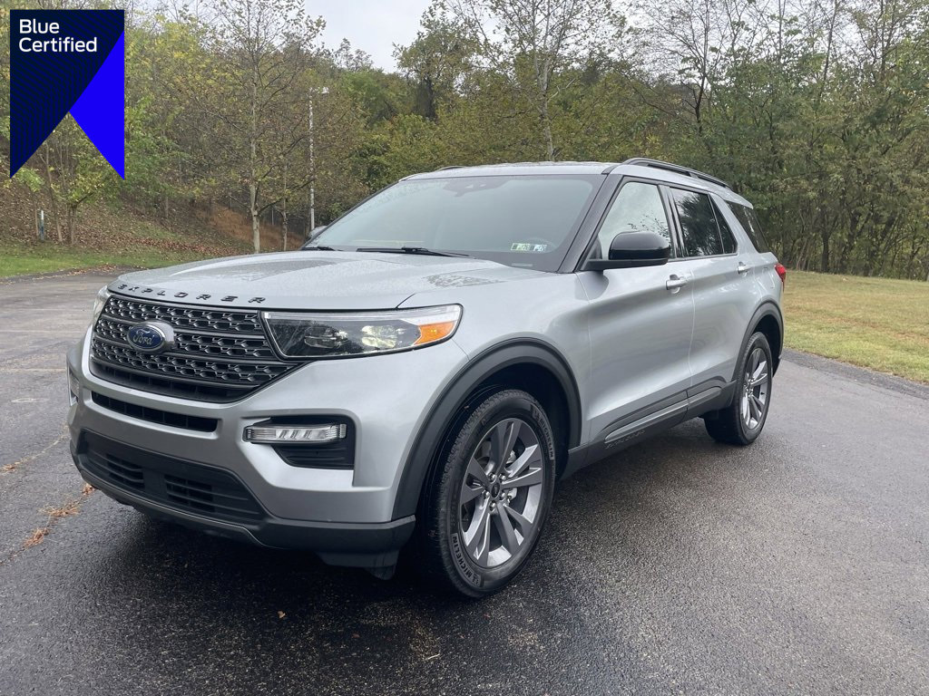 Certified 2022 Ford Explorer XLT w/ Equipment Group 202A