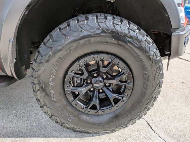 Certified 2023 Ford F150 Raptor w/ Raptor 37 Performance Package image 11