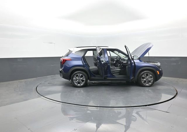 Used 2024 Kia Seltos S FWD image 43