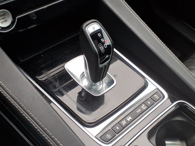 Used 2020 Jaguar F-PACE SVR AWD/4WD image 31