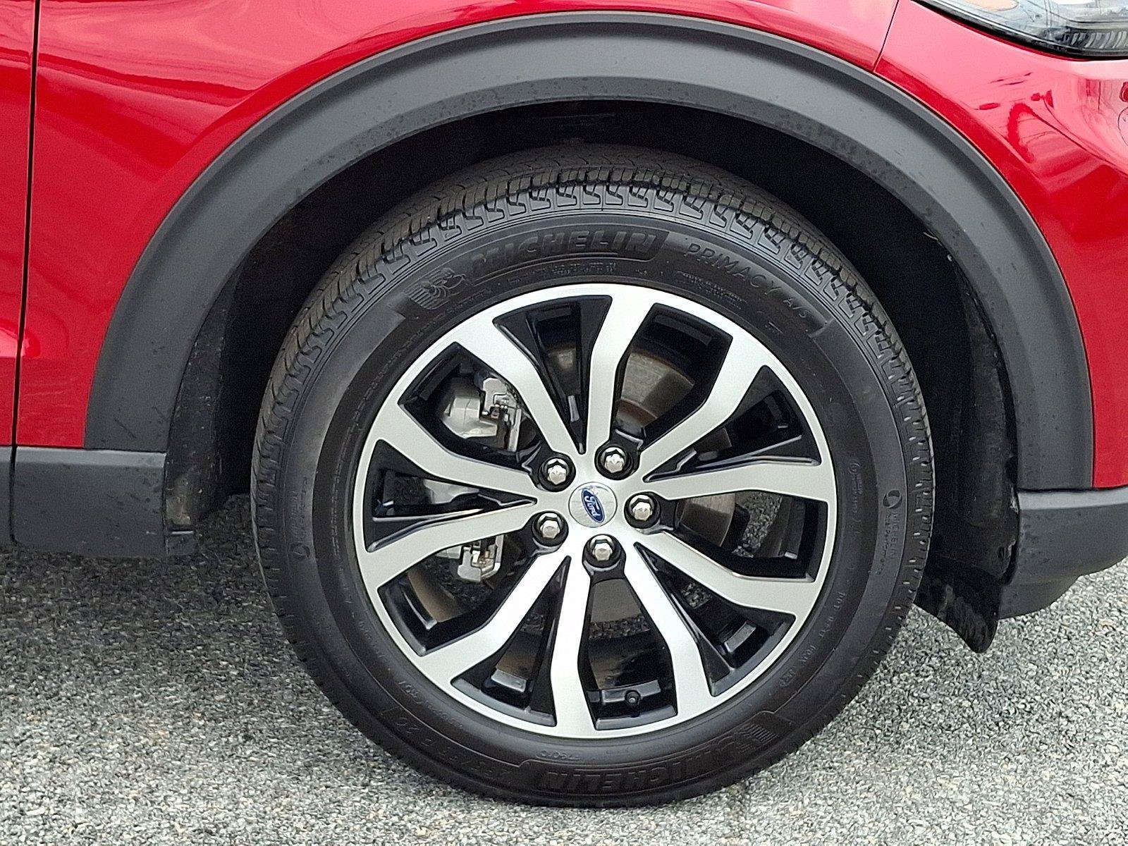 Certified 2025 Ford Explorer ST-Line AWD/4WD image 8