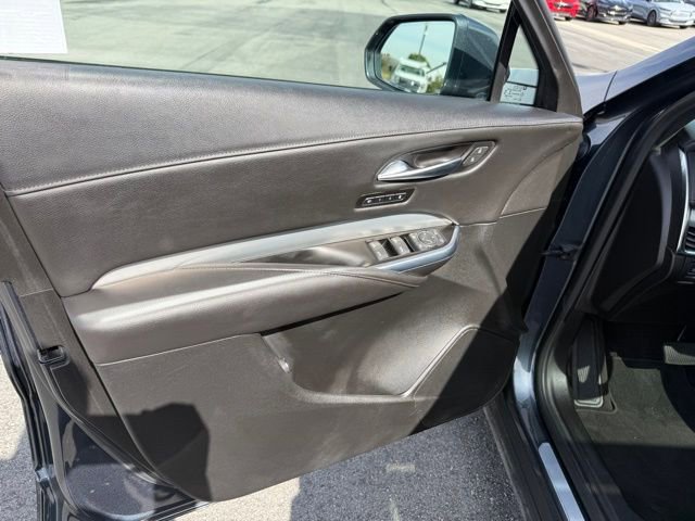 Used 2019 Cadillac XT4 Premium Luxury image 13