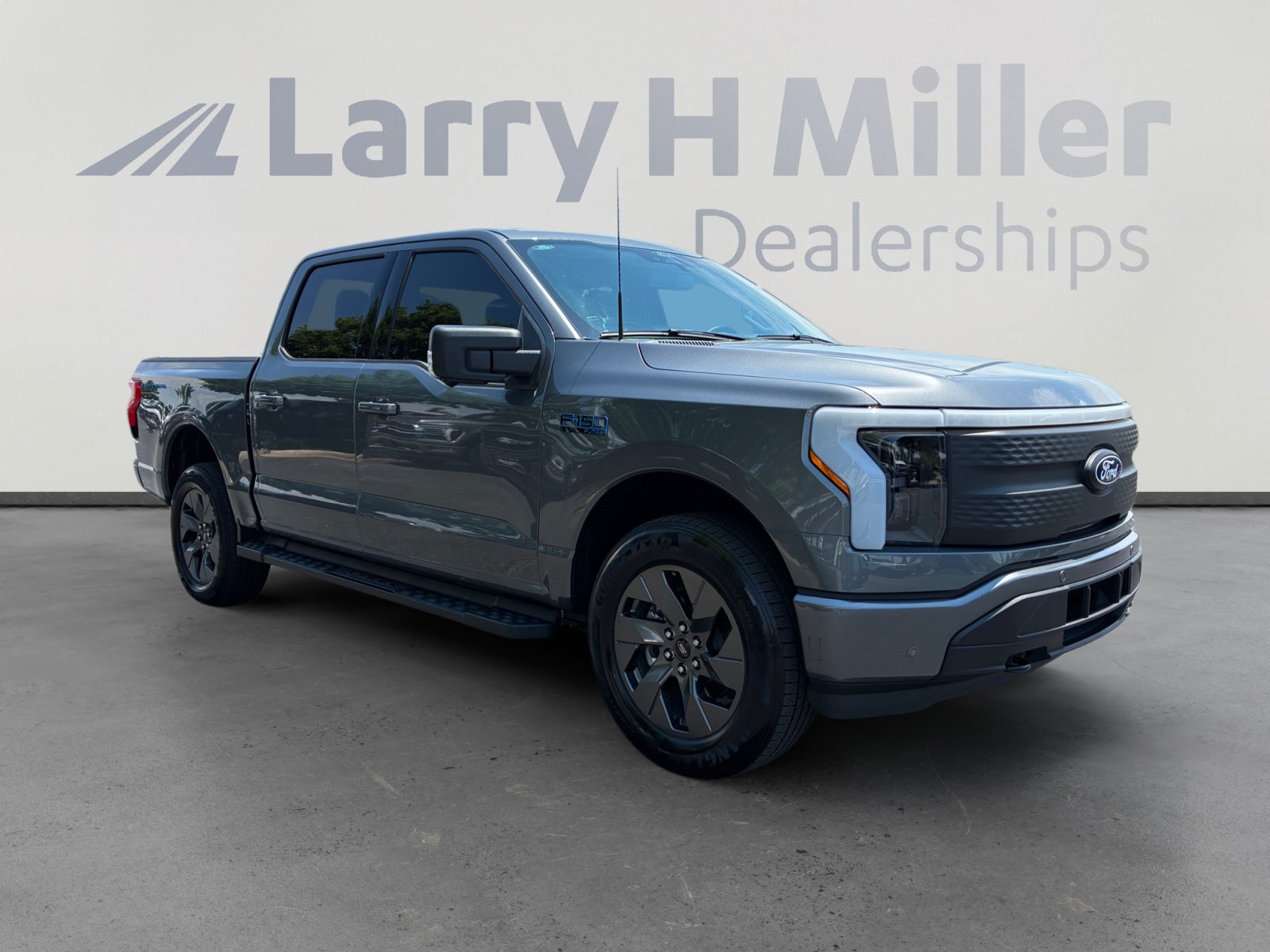 Certified 2024 Ford F150 Lightning Flash AWD/4WD image 7
