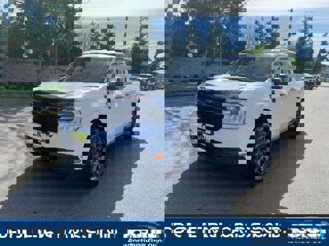 Certified 2023 Ford Maverick XLT image 1