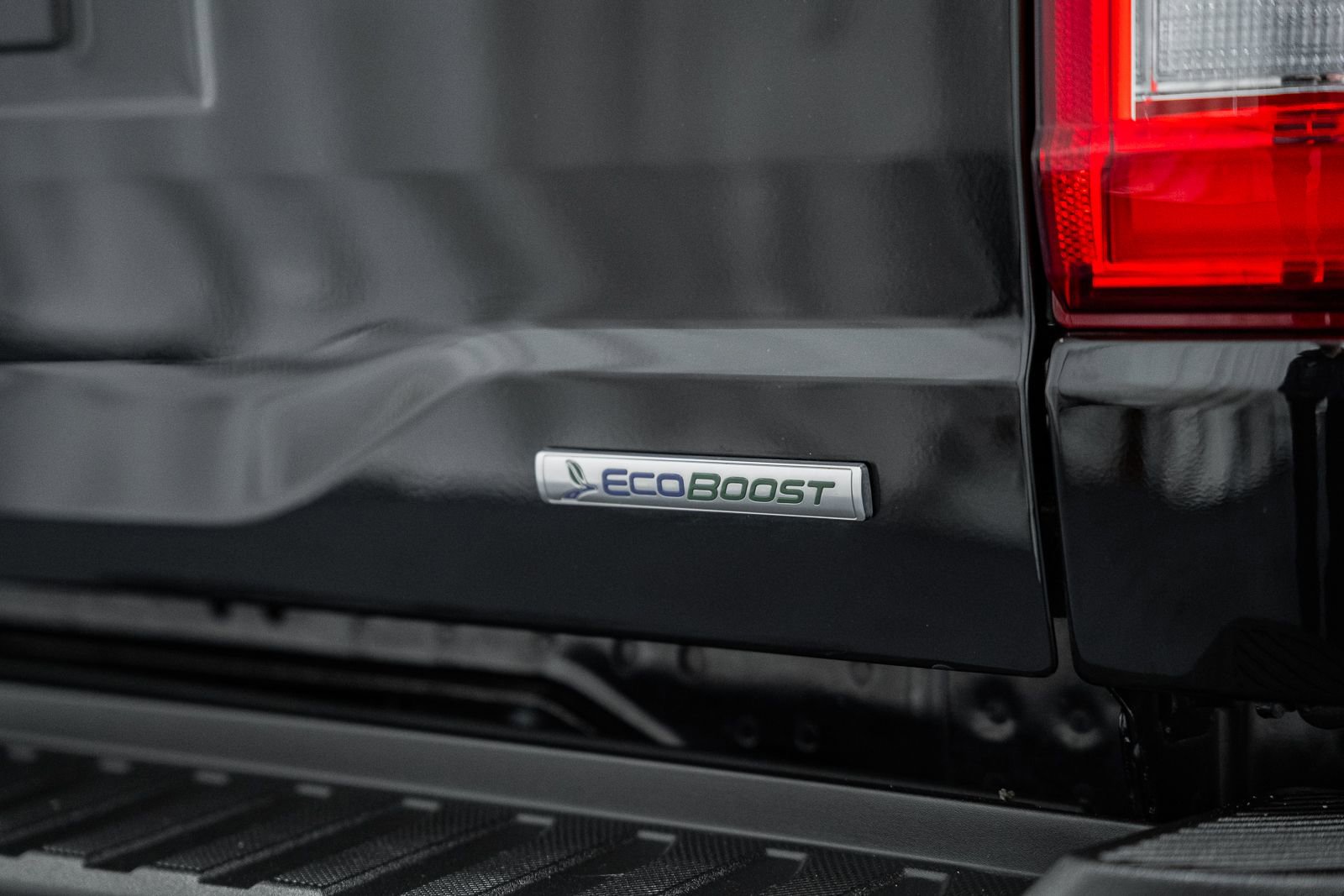 Certified 2023 Ford F150 Lariat w/ Equipment Group 502A High image 9