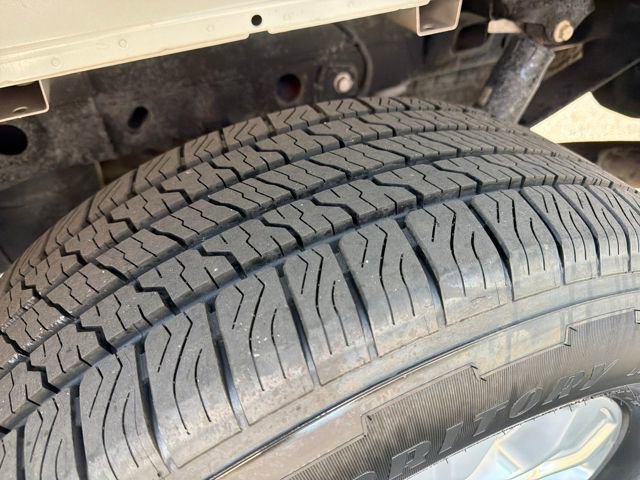 Certified 2023 Ford F150 Platinum w/ Equipment Group 701A High image 29