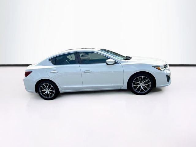 Used 2019 Acura ILX w/ Premium Package FWD image 12