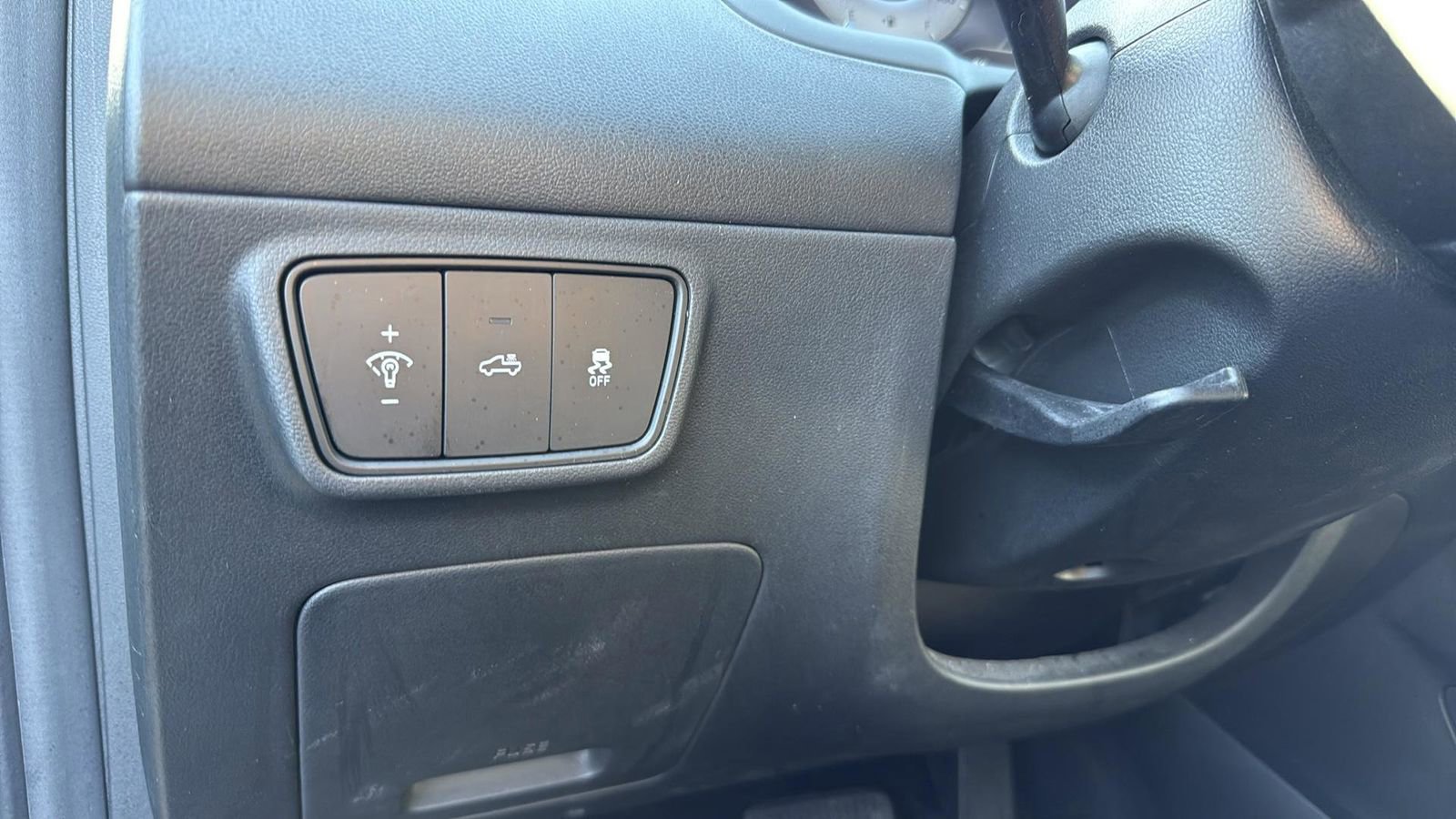 Used 2023 Hyundai Santa Cruz SEL w/ Activity Package image 18