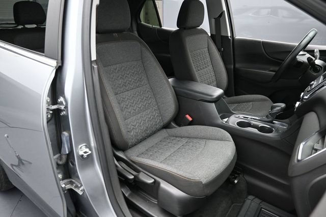 Used 2024 Chevrolet Equinox LT FWD image 30