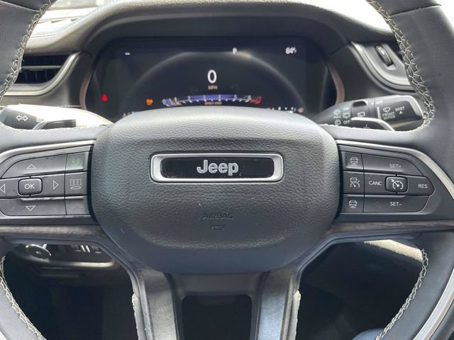 Used 2023 Jeep Grand Cherokee Limited RWD image 26