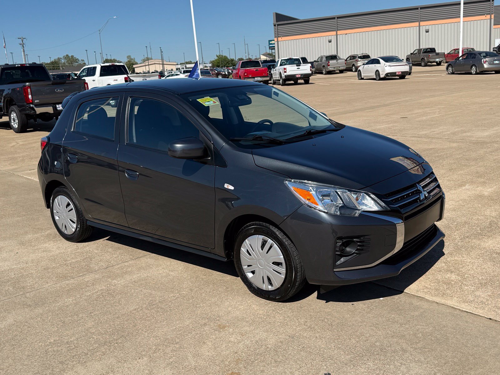 Used 2024 Mitsubishi Mirage ES FWD image 3