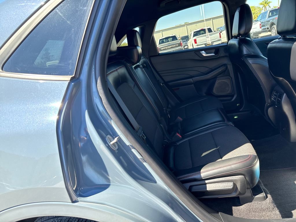 Certified 2023 Ford Escape ST-Line Select w/ Tech Pack #2 image 27