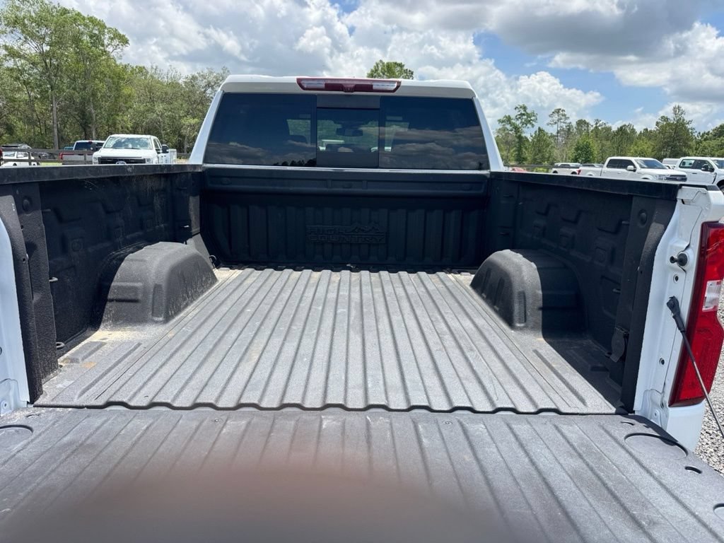 Used 2023 Chevrolet Silverado 1500 High Country w/ Z71 Off-Road Package AWD/4WD image 24