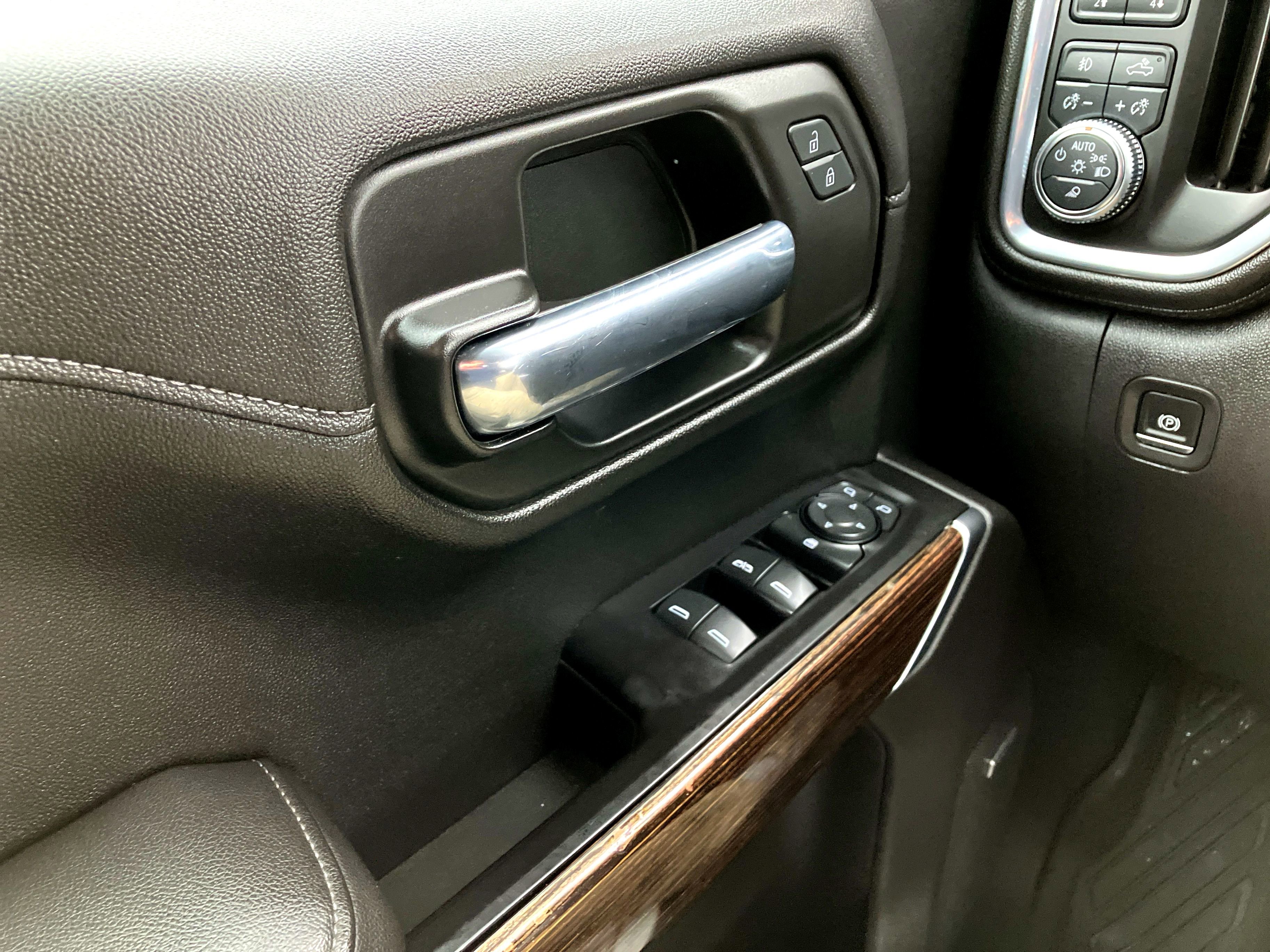 Used 2020 GMC Sierra 1500 Elevation w/ Elevation Value Package image 29