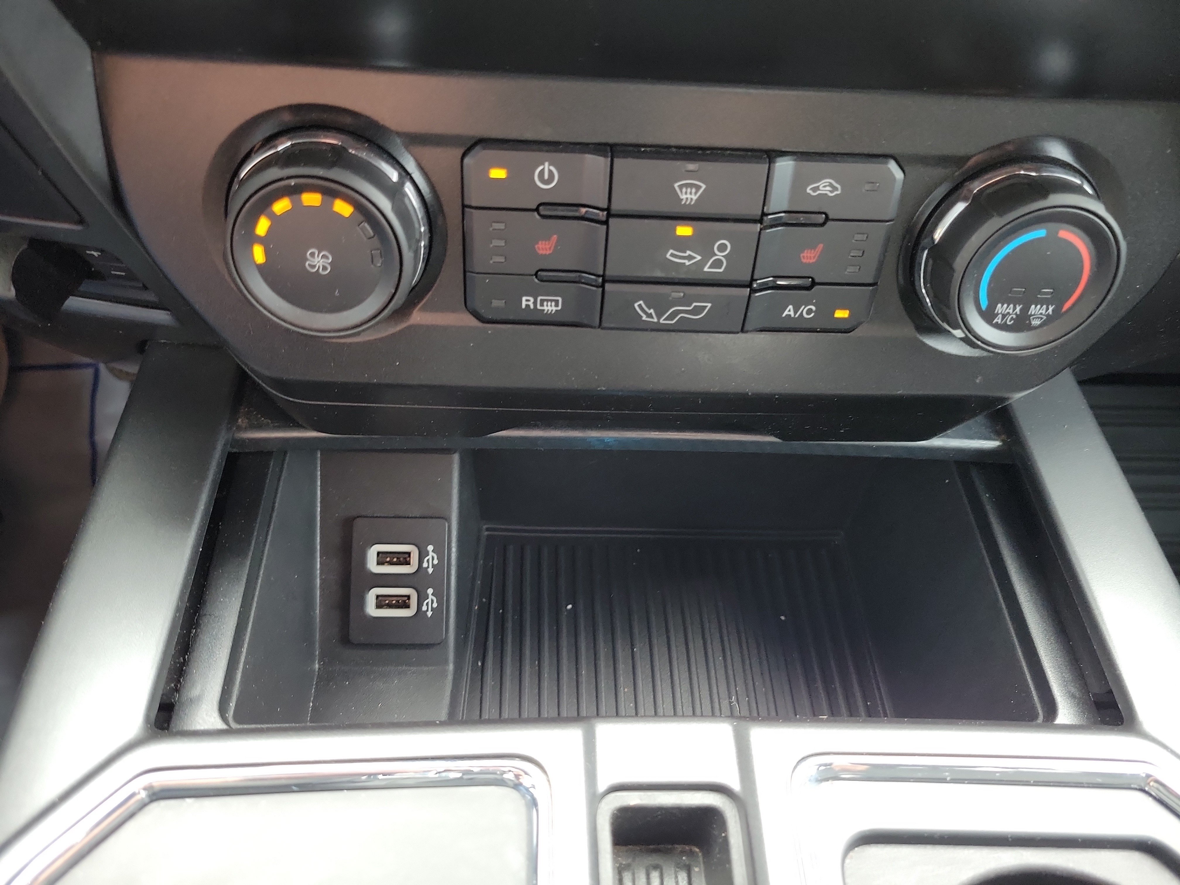 Certified 2019 Ford F150 XLT w/ Equipment Group 302A Luxury AWD/4WD image 22