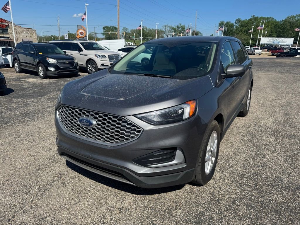 Certified 2024 Ford Edge SEL image 3