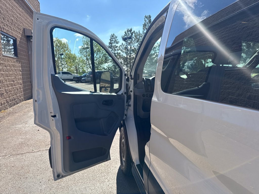 Certified 2018 Ford Transit 150 XL RWD image 10