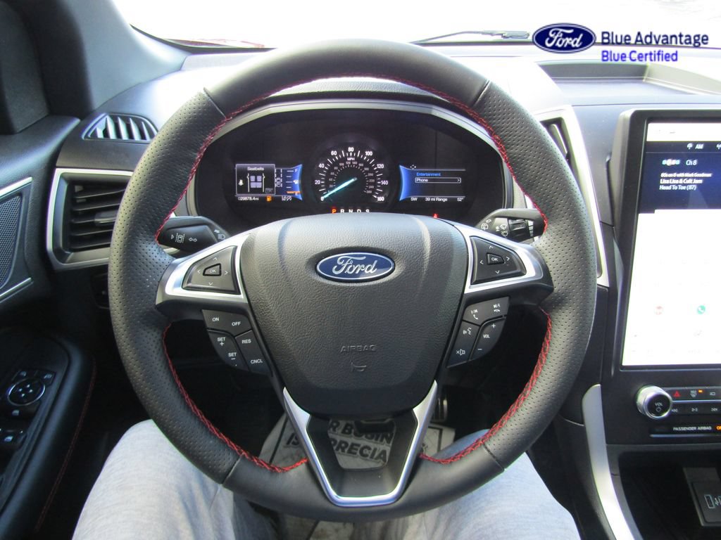 Certified 2024 Ford Edge ST-Line AWD/4WD image 15