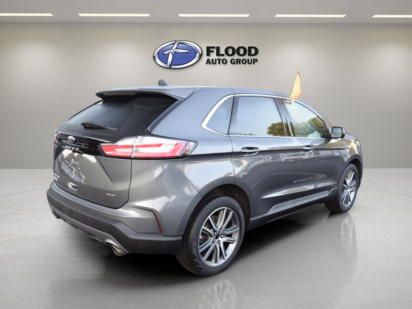 Certified 2023 Ford Edge Titanium AWD/4WD image 4