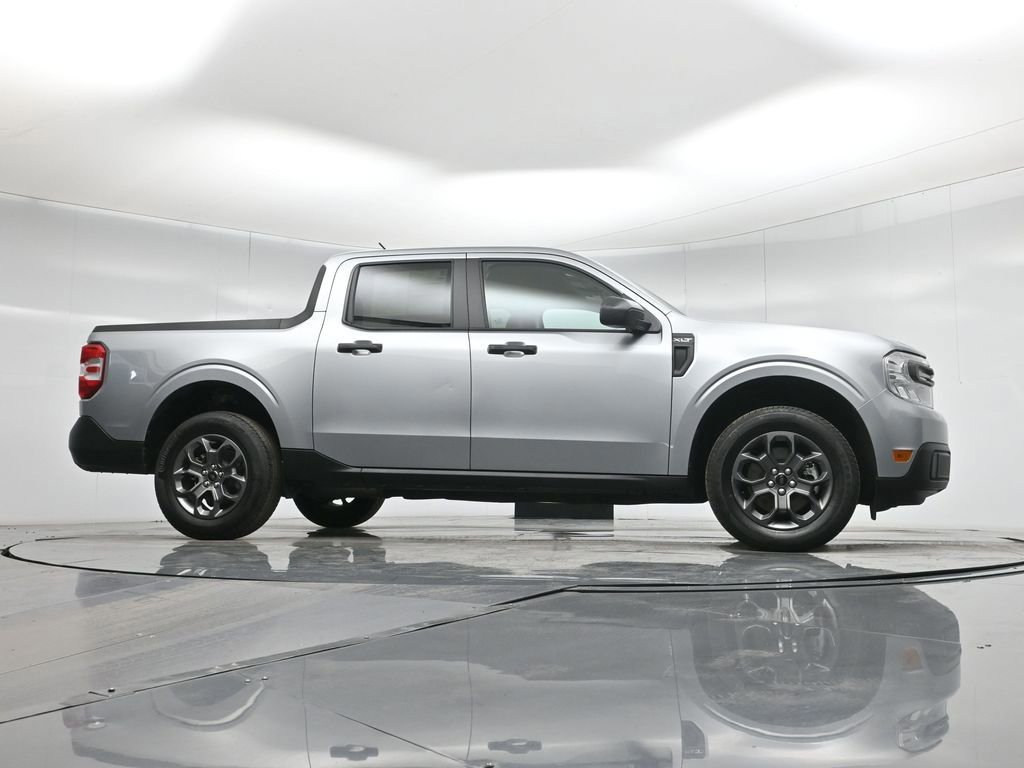 Certified 2024 Ford Maverick XLT image 11