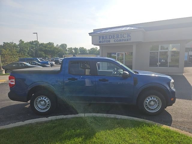 Certified 2024 Ford Maverick XL FWD image 3
