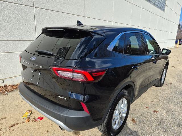 Certified 2024 Ford Escape Active image 3