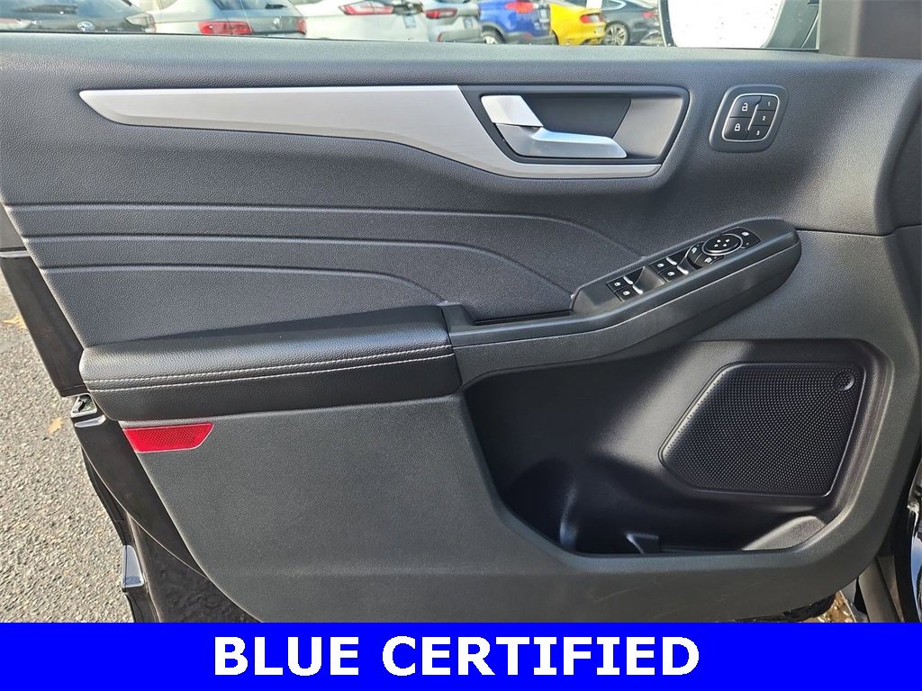 Certified 2023 Ford Escape Platinum image 9
