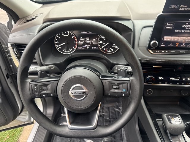 Used 2021 Nissan Rogue SV FWD image 22