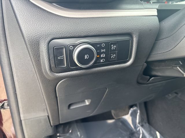 Certified 2023 Ford Explorer XLT w/ Equipment Group 202A AWD/4WD image 16