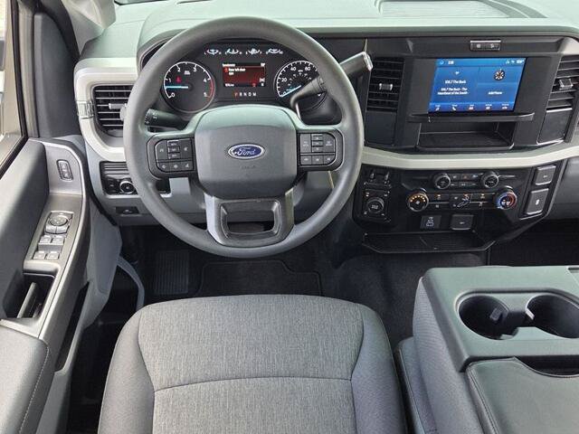 Certified 2025 Ford F250 XL w/ STX Appearance Package AWD/4WD image 7