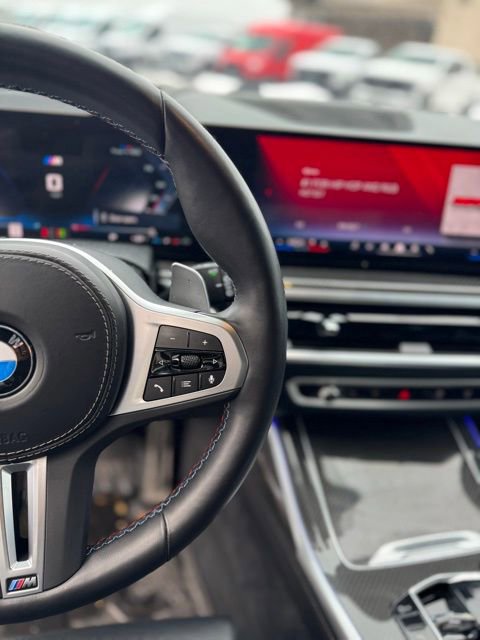 Used 2024 BMW X7 M60i w/ Executive Package image 12