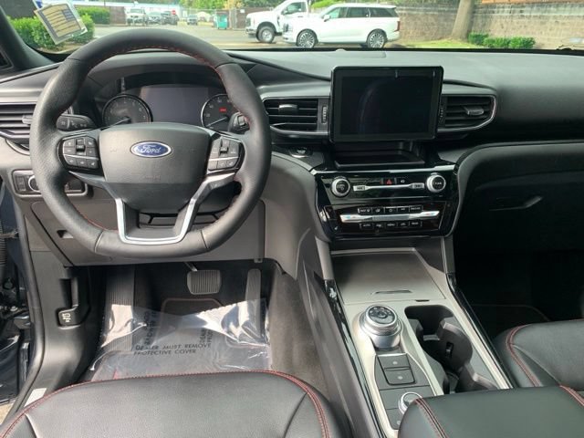 Certified 2023 Ford Explorer ST-Line w/ Class IV Trailer Tow Package AWD/4WD image 19