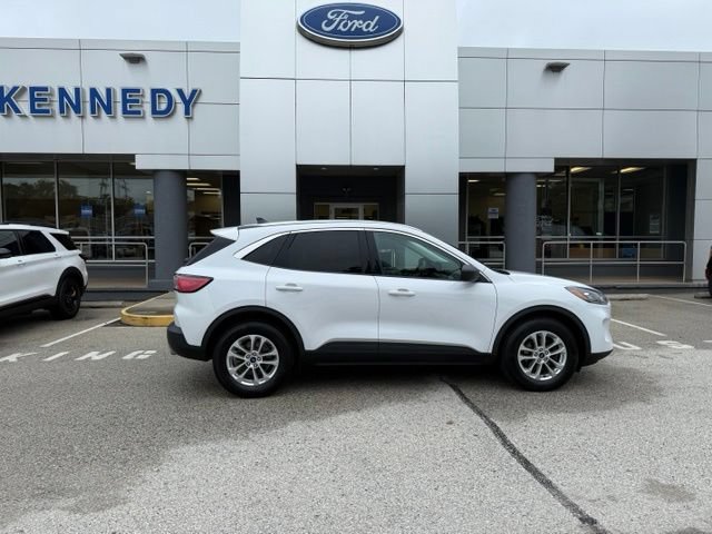 Certified 2022 Ford Escape SE w/ Convenience Package AWD/4WD image 18