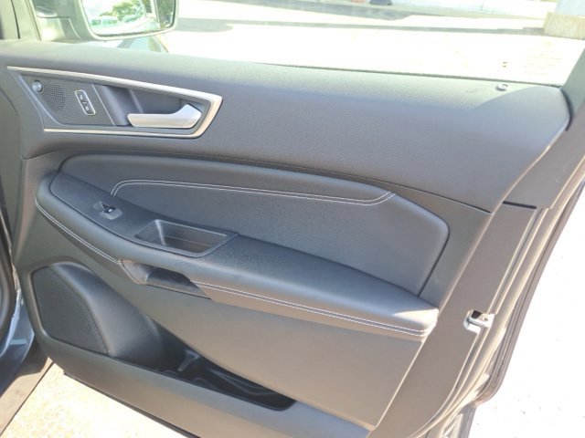 Certified 2024 Ford Edge Titanium AWD/4WD image 34